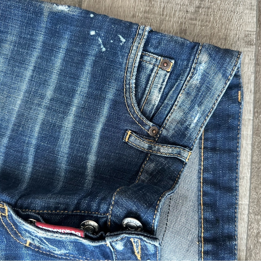 Authentic Dsquared2 jeans. - Picture 11 of 16